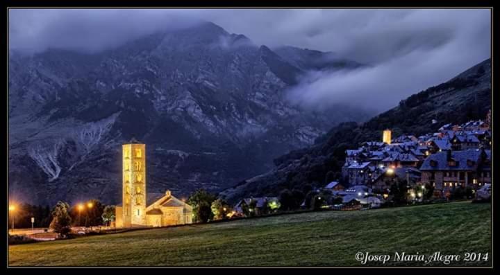 Apartamento Con Terraza Y Vistas Panoramicas En Tauell Exterior photo